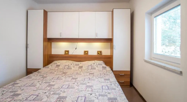 Holiday Home Michael, Varaa Hotelli Hotellit Kvarner Islands uima-altaalla, Uima-allas
