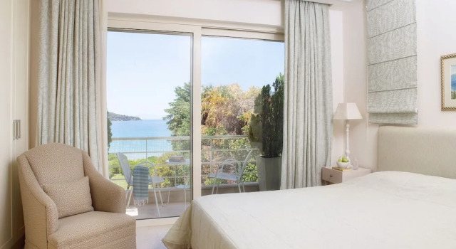 Вилла с 3 комнатами с видом на море The Marble Resort