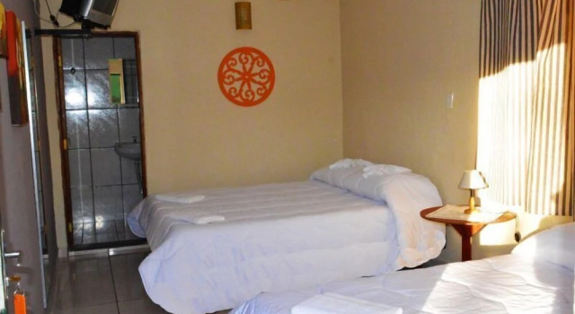 Трёхместный номер Luxury с балконом Pousada Villa Três