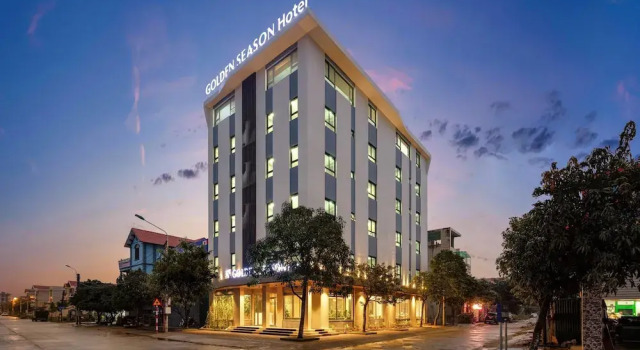 Golden Season Hotel