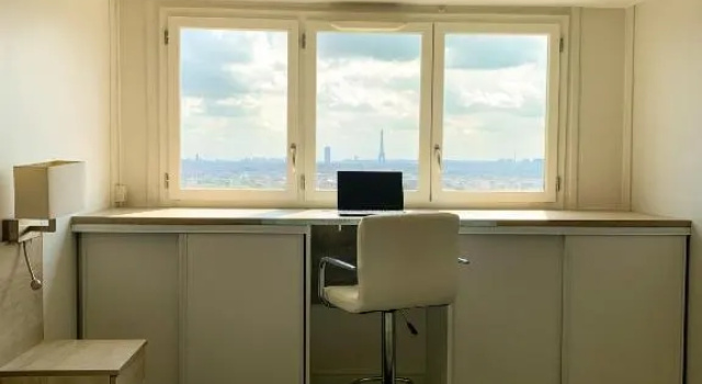 Vue panoramique sur Paris : Sublime appartement au centre de Courbevoie