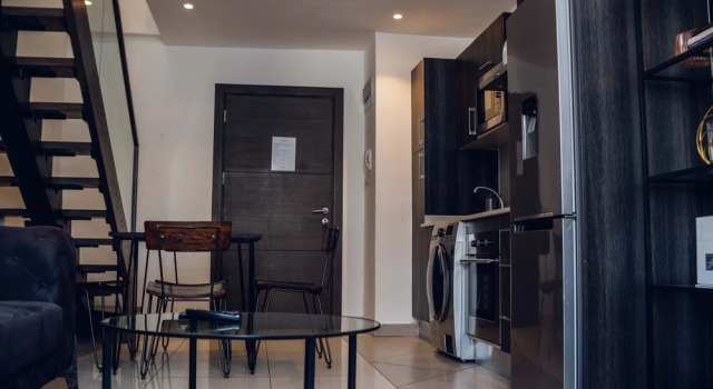 Номер Luxury Embassy Gardens by Clifton Homes