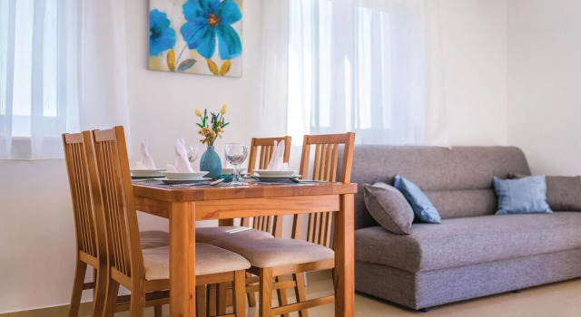 Nice Home in Rogoznica With Wifi and 6 Bedrooms