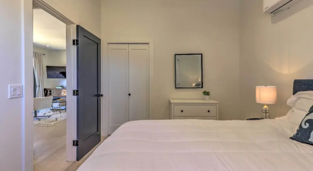 Коттедж Stunning Wine Country Gem With Hot Tub + Patio!
