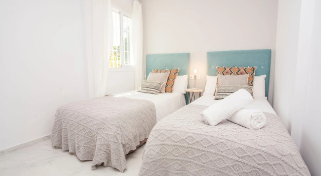 Jardines Infinity Views, Забронировать Отель Бизнес-отели Марбелья, рядом с Casino Marbella, 4* 5*