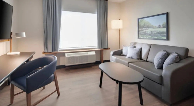 Шестиместный люкс Fairfield by Marriott Inn & Suites Franklin Cool Springs