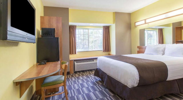 Двухместный номер Standard Microtel Inn & Suites by Wyndham Johnstown