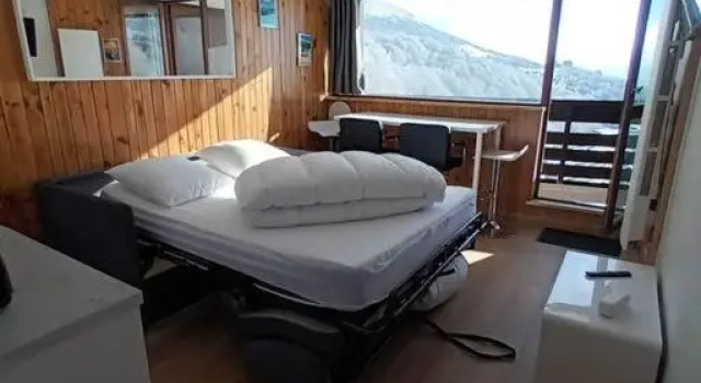 Studio de la Bichette, Prenota Appartamento Hotel a Alvernia con parcheggio, Parcheggio