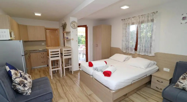 Студия Seaside Apartments Hrkać