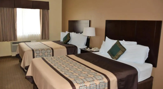 Четырёхместный номер Standard Irish Inn and Suites