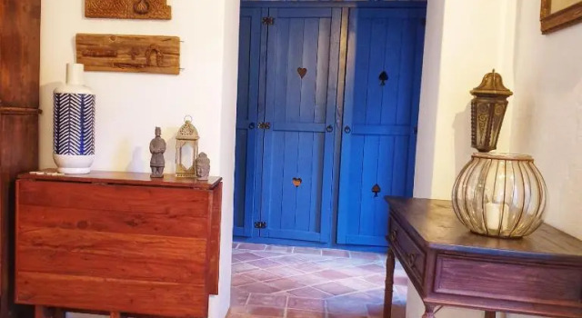 Коттедж Restored 2 Bedroom Farmhouse - Aircon Wifi Plunge Pool