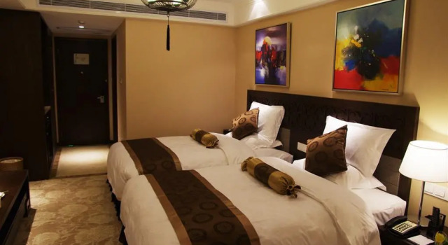 Royal Run Hotel, Rezerwuj Hotel Hotele SPA w Liaocheng, SPA