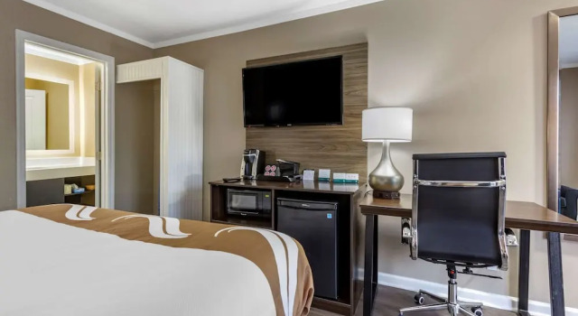 Двухместный люкс Quality Inn & Suites Pawleys Island