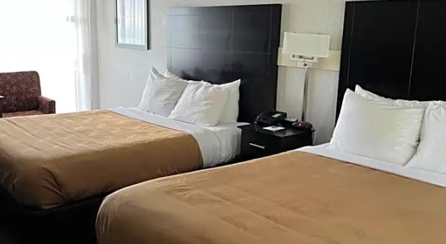 Трёхместный семейный номер Standard Quality Inn Lakefront