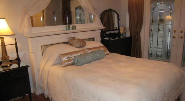 Donna's Bed & Breakfast, Buchen Sie Hotel Surrey 