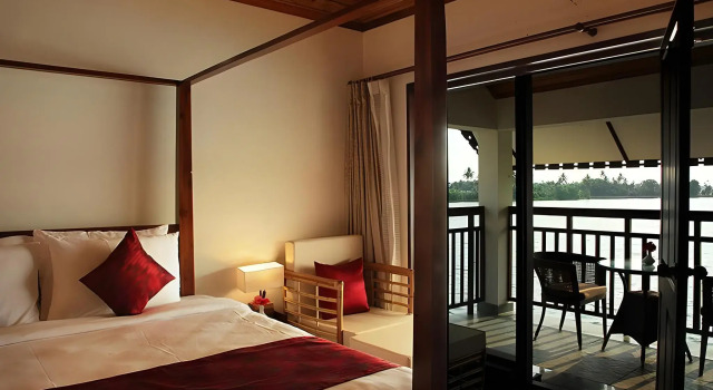 Paloma Backwater Resorts, Varaa Hotelli Alappuzha New Delhi