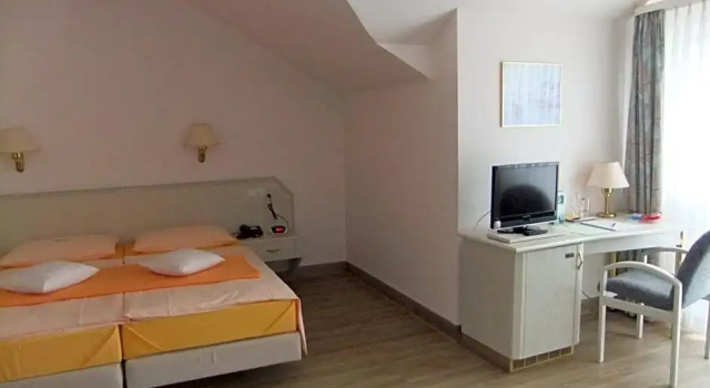 Hotel Garni Classico, Buchen Sie Hotel Hotels in Bayern mit Parkplatz, Parkplätze