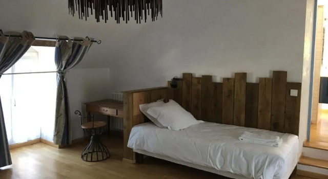 Четырёхместный номер Standard Les chambres de La Métairie du Dick