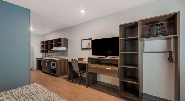Четырёхместный люкс WoodSpring Suites Bellflower - Los Angeles