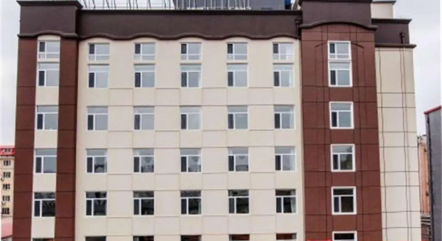Ibis Harbin Hongqi Street Hotel, Buchen Sie Hotel Hotels in Harbin mit Parkplatz, Parkplätze