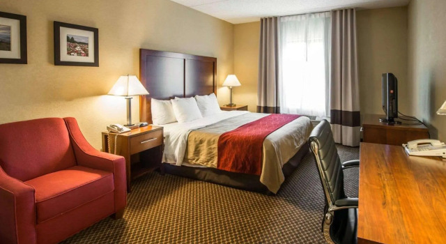 Двухместный номер Business Comfort Inn & Suites Morganton South