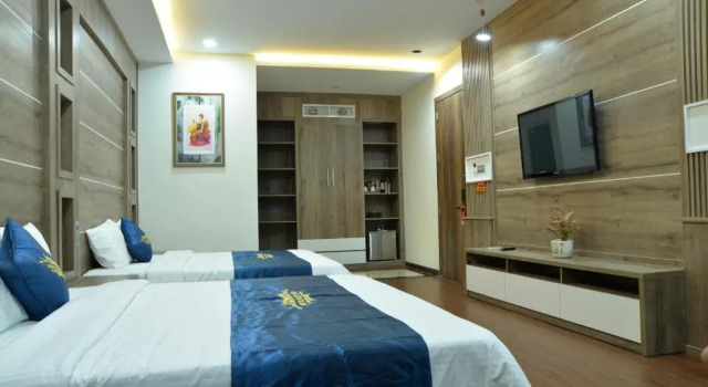 Четырёхместный номер Standard Huyen Nga Hotel