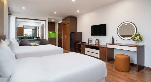 Двухместный номер Deluxe с балконом и с видом на город Marina Hotel Bac Giang