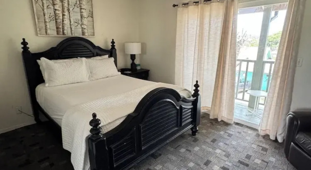 Двухместный номер Economy с балконом и с видом на город Hotel Coral Reef