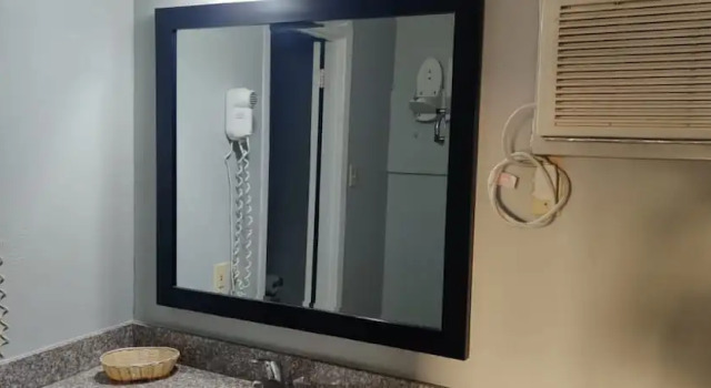 Четырёхместный номер Standard с балконом FairBridge Inn Express Stuttgart