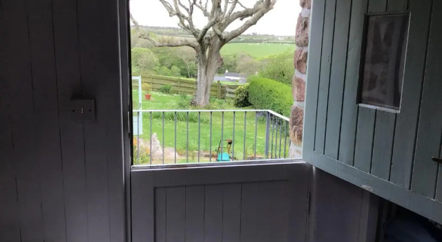 Студия Cozy Camborne Studio Retreat With two Single Beds