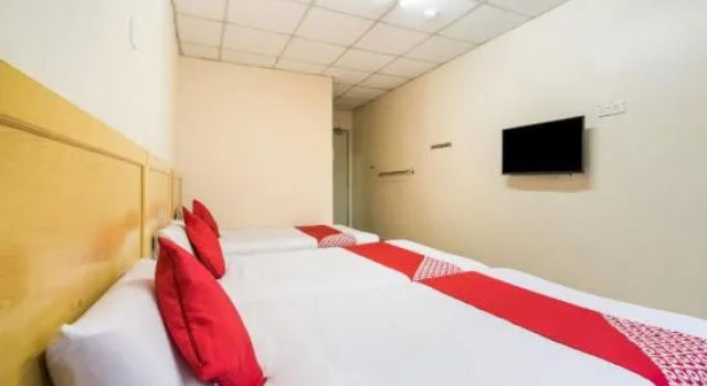Люкс OYO 301 River Inn Hotel