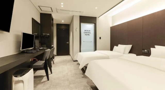 Wonju Central Hotel