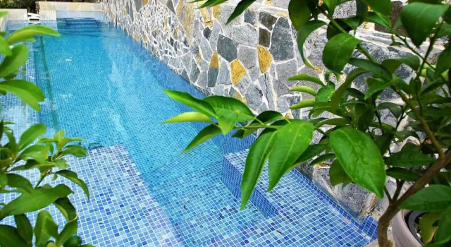 PENTHOUSE STOLIV 5m/sea Pool/Spa Area Jetty+Sunbeds Secluded location