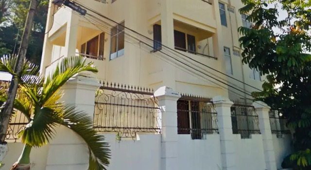 OYO 2648 Le Rêve Residence, Book Hotel Hotels in Sulawesi with Parking, Parking
