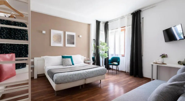 Номер Standard Momo Central Rome 3