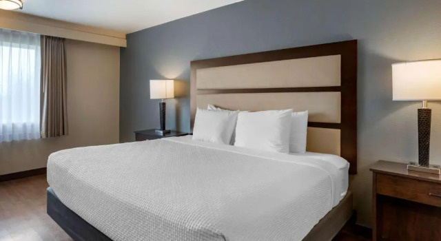 Номер Standard Best Western Sunridge Inn & Conference Center