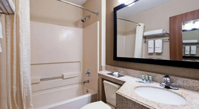 Номер Standard Best Western Crown Inn & Suites - Batavia