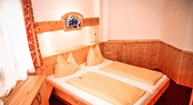 Апартаменты Komfort Appartement Windberger, 5m to ski slope, 200m to cable car, Schladming Dachsteincard inklusive