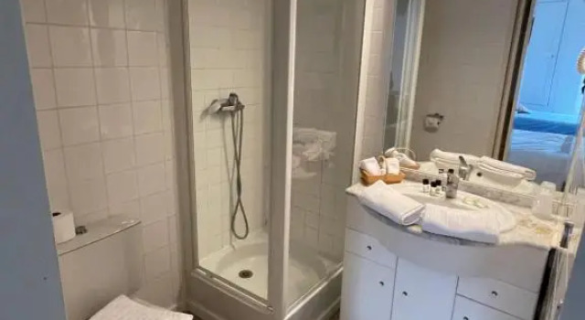 Трёхместный номер Standard Hotel La Fontaine