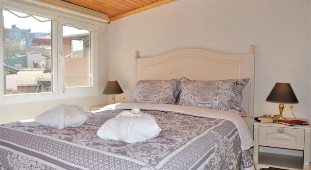 Люкс с балконом и с видом на море Emil House Apart Hotel