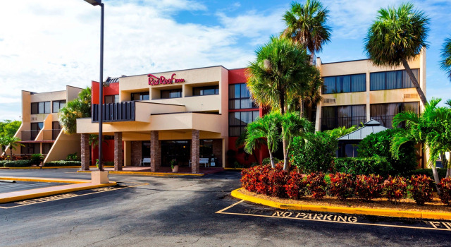 Tropical Palms Hotel