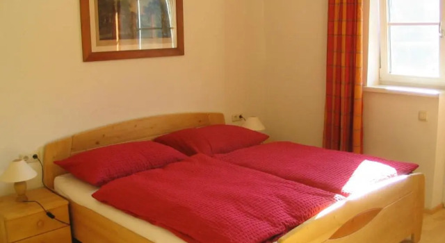 Номер Standard Pension Sarstein
