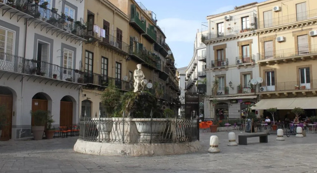 Suite De La Rosa