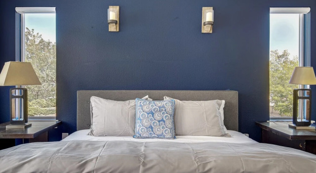 Sleek Modern Townhome in Heart of Denver, Buchen Sie Hotel Denver Colorado, in der Nähe von Willis Case Golf Course