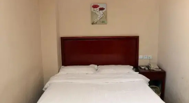 Yijia Hotel (Jida Second Hospital), Забронировать Отель Отели Чанчуня с парковкой, рядом с Banruo Temple, Парковка