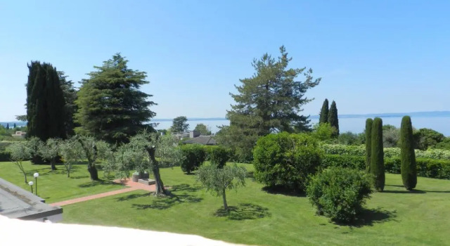 Апартаменты APARTMENTS BLUE VIEW - Residence Casetto Bardolino - Regarda Travel