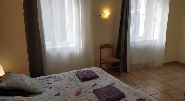 L'Astrassadou, Book Hotel Hoteller i Cantal med morgenmad, Morgenmad