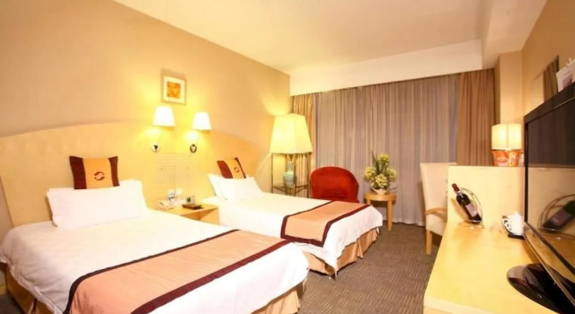 Golden Harbor Hotel