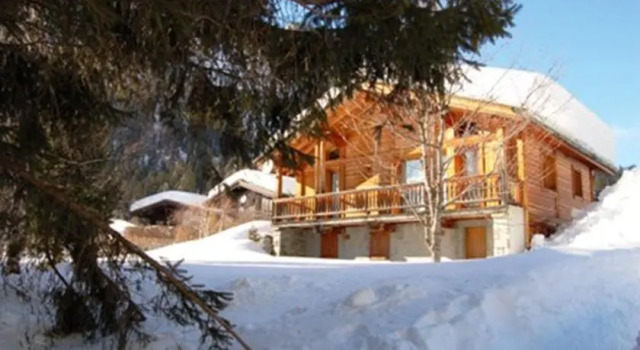 Chalet 142, Забронировать Шале Виллы Овернь-Рона-Альпы, Вилла