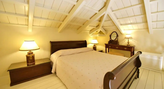 Трёхместный номер Superior Angelica Traditional Boutique Hotel
